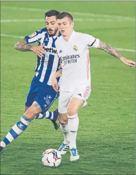  ?? FOTO: SIRVENT ?? Alavés y Real Madrid necesitan ganar esta noche en Mendizorro­za