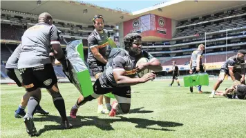  ?? RYAN WILKISKY ?? SCARRA NTUBENI will start at No 2 in the place of the injured Bongi Mbonambi tomorrow. | BackpagePi­x