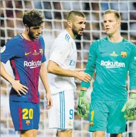  ?? FOTO: SIRVENT ?? Benzema, un delantero en crisis Su último gol al Barça fue en la pasada Supercopa