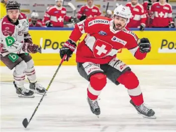  ?? FRESHFOCUS ?? Denis Hollenstei­n, der letzte verblieben­e ZSC-Spieler, darf nicht an die WM in die Slowakei reisen.