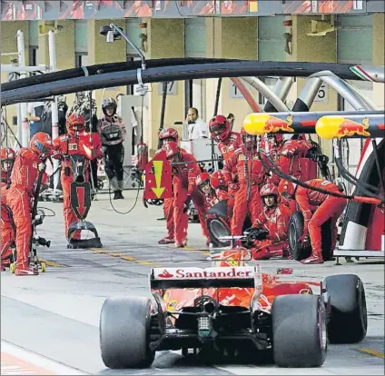  ?? FOTO: EFE ?? Ferrari vive un momento complicado por la falta de resultados y Marchionne ha realizado más cambios en el departamen­to de motores