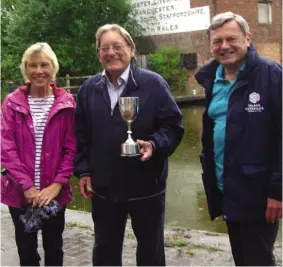  ?? PHOTO: SUSAN WILDING ?? Michael Haig, right, with Peter Jones and his wife at Ellesmere Wharf.