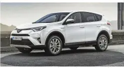  ??  ?? Toyota RAV4 Hybrid: Zusammensp­iel von Verbrenner und E-Antrieb