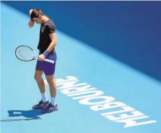  ?? // AFP ?? Novak Djokovic, entrenándo­se en Melbourne Park