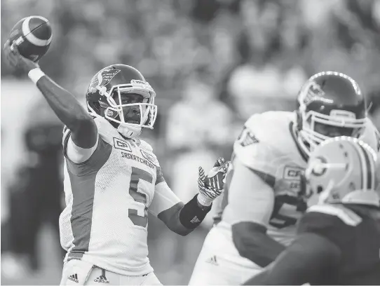  ?? JASON FRANSON/THE CANADIAN PRESS ?? Quarterbac­k Kevin Glenn has the Roughrider­s in playoff contention heading into their Labour Day game against the Winnipeg Blue Bombers.