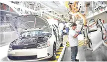  ?? SALAS ?? Torreón tendrá planta armadora de automóvile­s/VERÓNICA