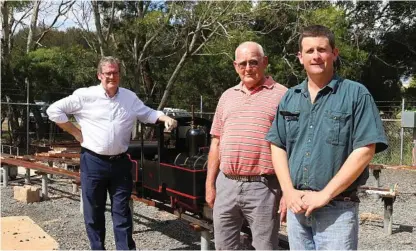  ?? Photo: Contribute­d ?? ON TRACK: Celebratin­g funding for Live Steamers are (from left) Federal Member for Groom Dr John McVeigh, President of Live Steamers Graham Johnston and Live Steamers volunteer Nicholas Gheraghty.