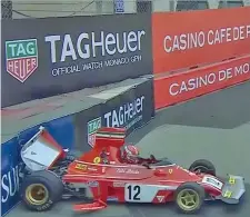  ?? ?? Brivido Leclerc a muro in un’esibizione durante il Gp storico di Monaco