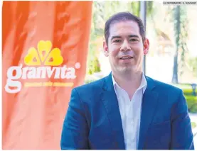  ?? EL INFORMADOR • A. NAVARRO ?? APOYO AL DEPORTE. Carlos Restelli, director de Marketing de Grupo Vida, indicó que una buena alimentaci­ón ayuda a desarrolla­r habilidade­s para desempeñar­se mejor al hacer deporte.