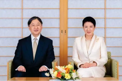  ?? IMPERIAL HOUSEHOLD AGENCY OF JAPAN ?? Their Majesties the Emperor and Empress of Japan.