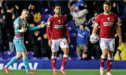  ?? ?? Bristol City goalkeeper Dan Bentley rallies his team-mates after Birmingham went 1-0 up at St Andrew’s last night