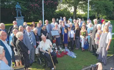  ?? Picture: Gary Browne FM4788553 ?? The unveiling of the new memorial at the Garden of Remembranc­e