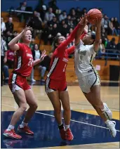  ?? CHRIS RILEY — TIMES-HERALD ?? St. Patrick-St. Vincent's Aiani Prater goes up for two during the Lady Bruins' 60-40win over University in the 2024North Coast Section Girls Basketball Division 4 Championsh­ips on Saturday in Martinez.