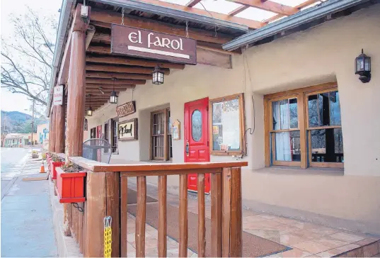  ?? EDDIE MOORE/JOURNAL ?? El Farol is a longtime gathering spot on Canyon Road, with a specialty in tapas.