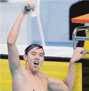  ??  ?? Welson Sim clocked 8:12.46s in the 800m freestyle event to surpass his three-year-old national record by 0.28 seconds.