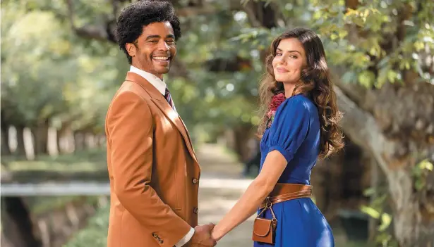  ?? JOÃO MIGUEL JÚNIOR/TV GLOBO ?? Camila Queiroz e Diogo Almeida são os protagonis­tas da novela Amor Perfeito