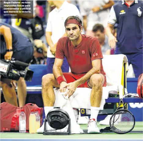  ?? GETTY IMAGES ?? Roger Federer no tuvo respuestas físicas para contrarres­tar a un rival que mereció la victoria.