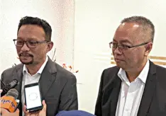  ??  ?? Imri (left) and Sainal addressing the media after the courtesy call on Shafie.