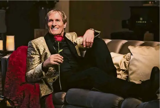  ?? Divulgação ?? O músico como o protagonis­ta do “Michael Bolton’s Big, Sexy Valentine’s Day Special”, programa especial do Dia dos Namorados de 2017 na Netflix