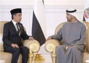  ?? ?? Joko Widodo, President of Indonesia, offers condolence­s to Sheikh Mohamed. WAM