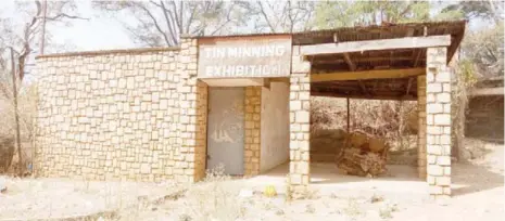  ?? PHOTOS: Yusufu Aminu Idegu ?? An abandoned mining exhibition building at the Jos museum
