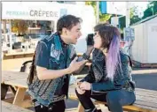  ?? Scott Green IFC ?? THE COMEDY of “Portlandia,” with Fred Armisen and Carrie Brownstein, is recalibrat­ing IFC.