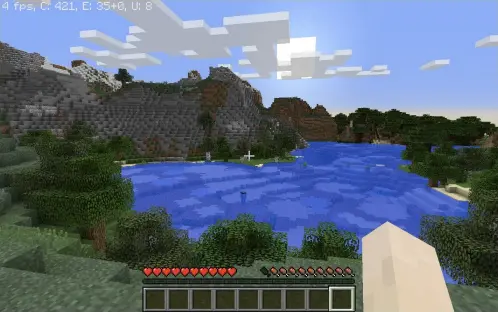  ??  ?? Minecraft with all the detail options turned up ran at an unplayable 5fps on our MacBook – but we fixed it!