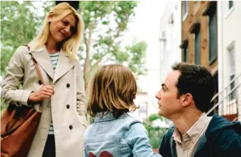  ?? IFC FILMS ?? Claire Danes ( left) and Jim Parsons play the parents of a 4- year- old boy in “A Kid Like Jake.”
