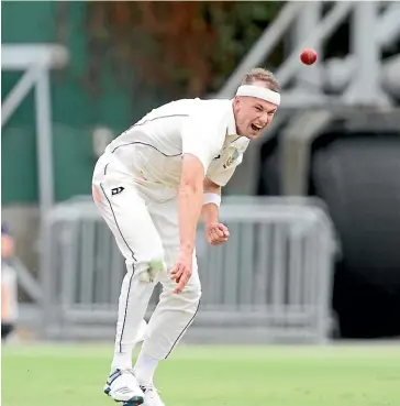  ??  ?? Otago’s Michael Rae completed a rare bowler-fielder hat-trick with team-mate Dale Phillips against Central Stags at University Oval in Dunedin yesterday.