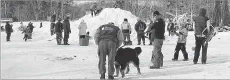  ?? SUBMITTED ?? Shown is the community snow fort building party at Trenton FrostFest 2017.