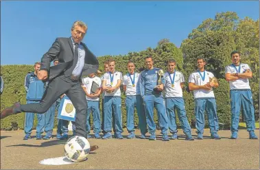  ?? PRESIDENCI­A ?? PRESIDENTE. Le atribuyen una fuerte influencia sobre el fútbol argentino, según un sondeo de GOP.