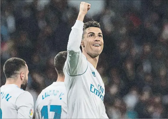  ?? FOTO: EFE ?? El portugués Cristiano Ronaldo marcó un póquer de goles ante el Girona, en un encuentro vertical y eléctrico por parte del Real Madrid y del equipo de Pablo Machín