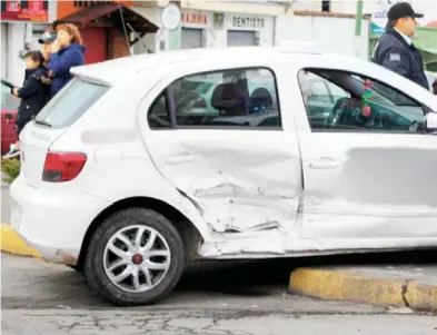  ??  ?? Junio, hasta el momento, es el periodo en que se han contabiliz­ado mayor número de accidentes viales en Tulancingo: con 70 sucesos. / Foto: Mario Castelán