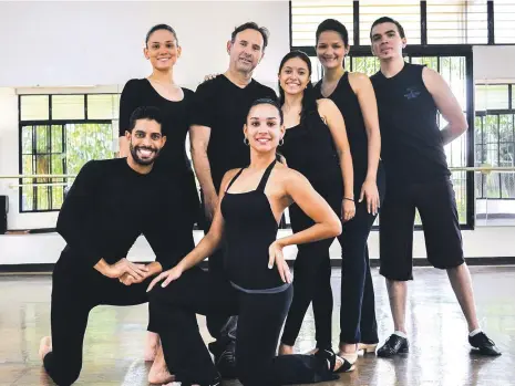  ?? ?? Bailarines de la Academia del Ballet Concierto Dominicano,que dirige el bailarín y coreógrafo Carlos Veitía.