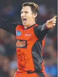  ??  ?? TIGHT BOWLING: Brad Hogg.