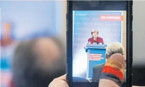  ??  ?? Angela Merkel garancije želi imati prije nego što se Huaweiju dozvoli da sudjeluju na natječaju za 5G mreže