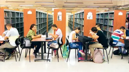  ?? FOTO ?? En 2018, un total de 40.000 estudiante­s deberán hacer parte del programa Ser Pilo Paga, que le financia las carreras a los alumnos con mejores promedios en las Pruebas Saber