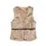  ??  ?? Gilet en fausse fourrure, du 36 au 44, 24,99 €, Tati.