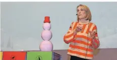  ?? FOTO: IRIS MAURER ?? „Was ist Informatik und wie hilft sie dem Schneemann beim Umzug?“– das erklärte Prof. Dr. Verena Wolf den Schülern an der Kinderuni Saar.