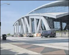  ?? AJC 2007 ?? Some mayoral candidates are enthusiast­ic about taxpayer support for the renovation­s at Philips Arena, while others are opposed to a “giveaway to a billionair­e.”