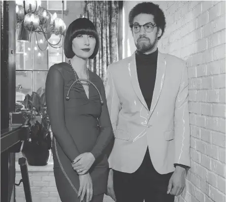  ?? NATALIA MANTINI / THE NEW YORK TIMES ?? Karen O and Danger Mouse have teamed up for an album — Lux Prima, which has nine tracks that unspool grandly, from the ominous lullaby Ministry to the stomping girl-group squall of Woman to the compact psych-funk groove of Leopard’s Tongue.