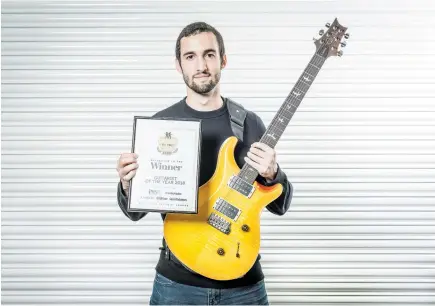  ?? PHOTO COURTOISIE GUITARIST OF THE YEAR/FUTURE PUBLISHING ?? Gabriel Cyr a remporté le prix de Meilleur guitariste amateur de l’année lors d’un concours à Londres.