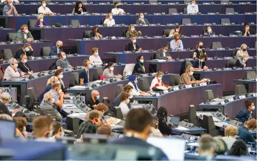 ?? Foto Brigitte Hase ?? Evropski parlament v Strasbourg­u je bil prizorišče prvih štirih državljans­kih panelov, na katerih so naključno izbrani Evropejci razpravlja­li o prihodnost­i EU.