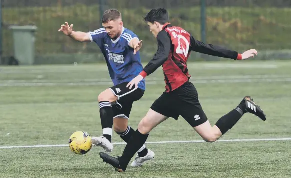  ??  ?? Sunderland Sunday League action.