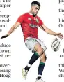  ??  ?? No fear: Conor Murray kicks for position and (below) Ben Te’o takes on the hosts