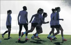  ?? FOTO: PEP MORATA ?? las jugadoras del Barça podrán volver a la Ciutat Esportiva de Sant Joan Despí