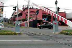  ??  ?? Los 136 cruces ferroviari­os desde Cartago hasta Alajuela tendrán agujas.