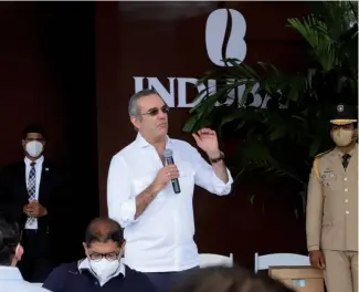  ?? F.E ?? El presidente Luis Abinader asistió ayer al acto de inicio de la cosecha de café del año.