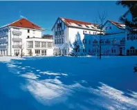  ?? Fotos: Fotografie Hebinger.de ?? Hier ist der Name Programm: Das Vier Sterne Hotel Sonnengart­en geizt auch im Winter nicht mit seinen Reizen.
