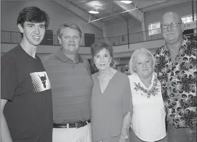  ??  ?? Lawson, Ashton and Ann Adcock with Donna and Charles Edwards